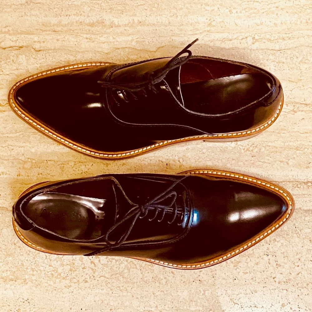 ACNE STUDIOS Women's 'Carla' Black Brogue Shoes